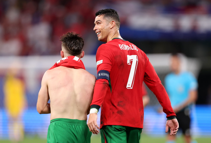 Maillot Domicile Manches Longues Portugal 2024-2025