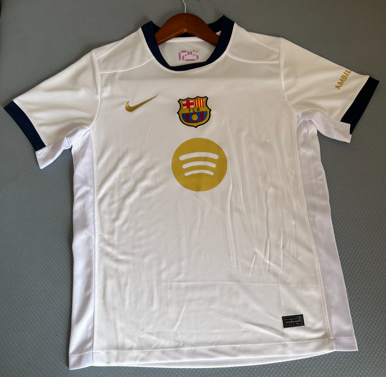 FC Barcelona 2025-2026 Kit Trasferta