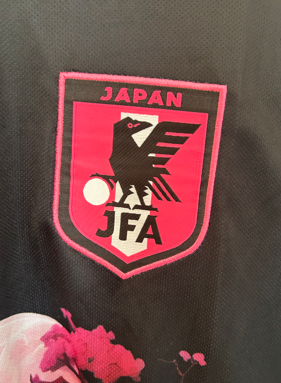 Japan Pink Dragon Sonderedition Trikot 2025/2026