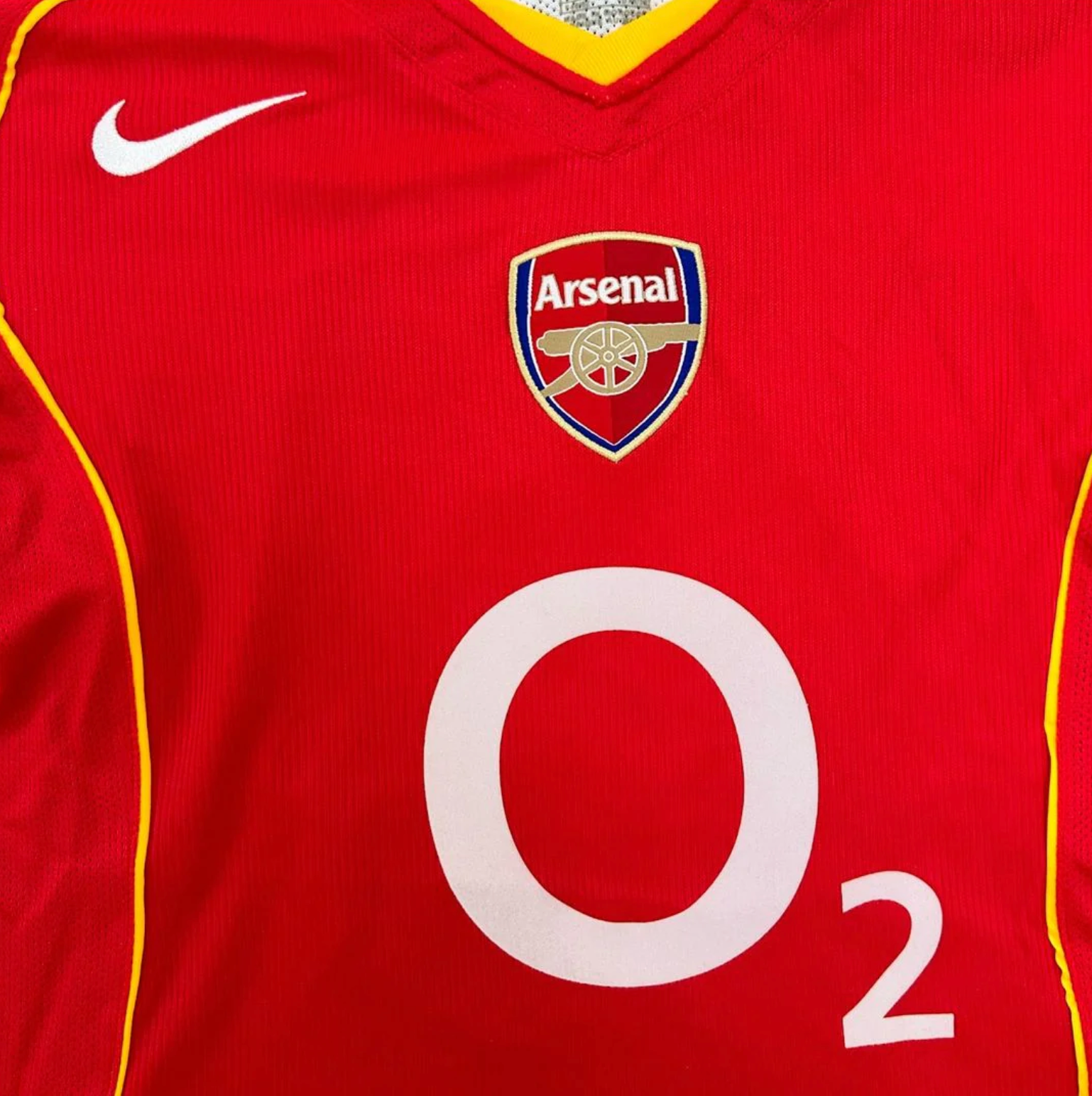 Uniforme Retro Local Arsenal 2004/2005