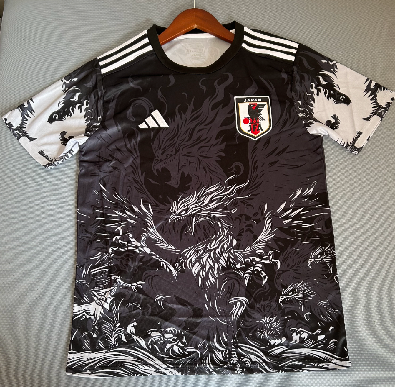 Japan Schwarzer Phönix 2025/2026 Sonderausgabe Trikot