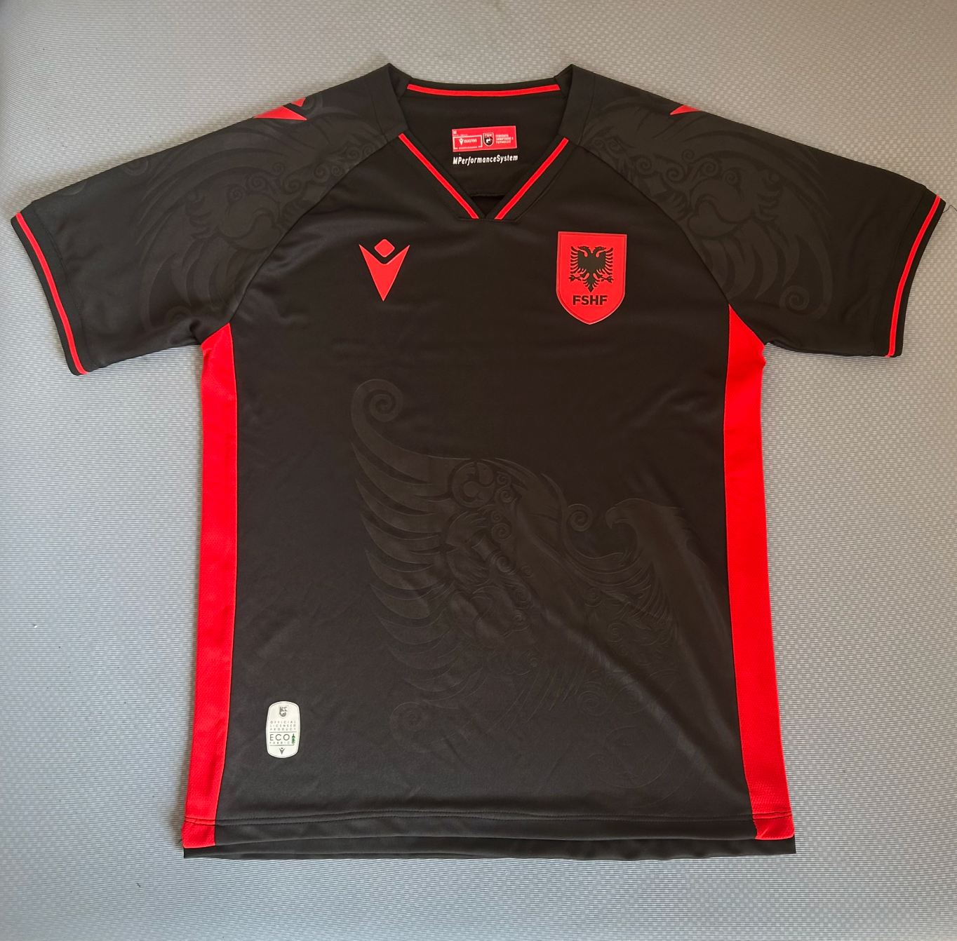 Albanien 2025/2026 Auswärtsshirt (Schwarz)