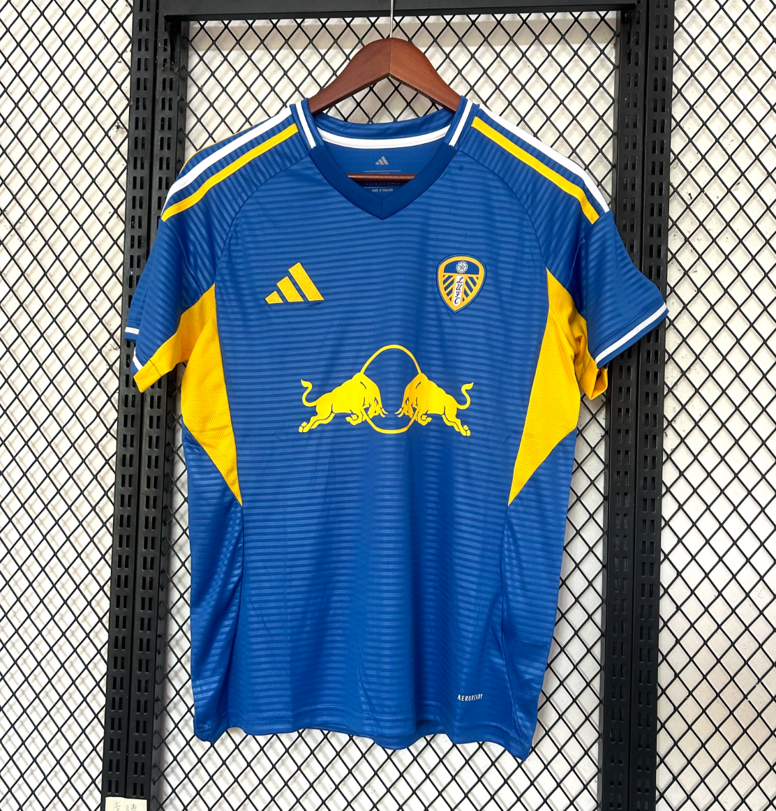 Leeds United Auswärtstrikot 2025/2026