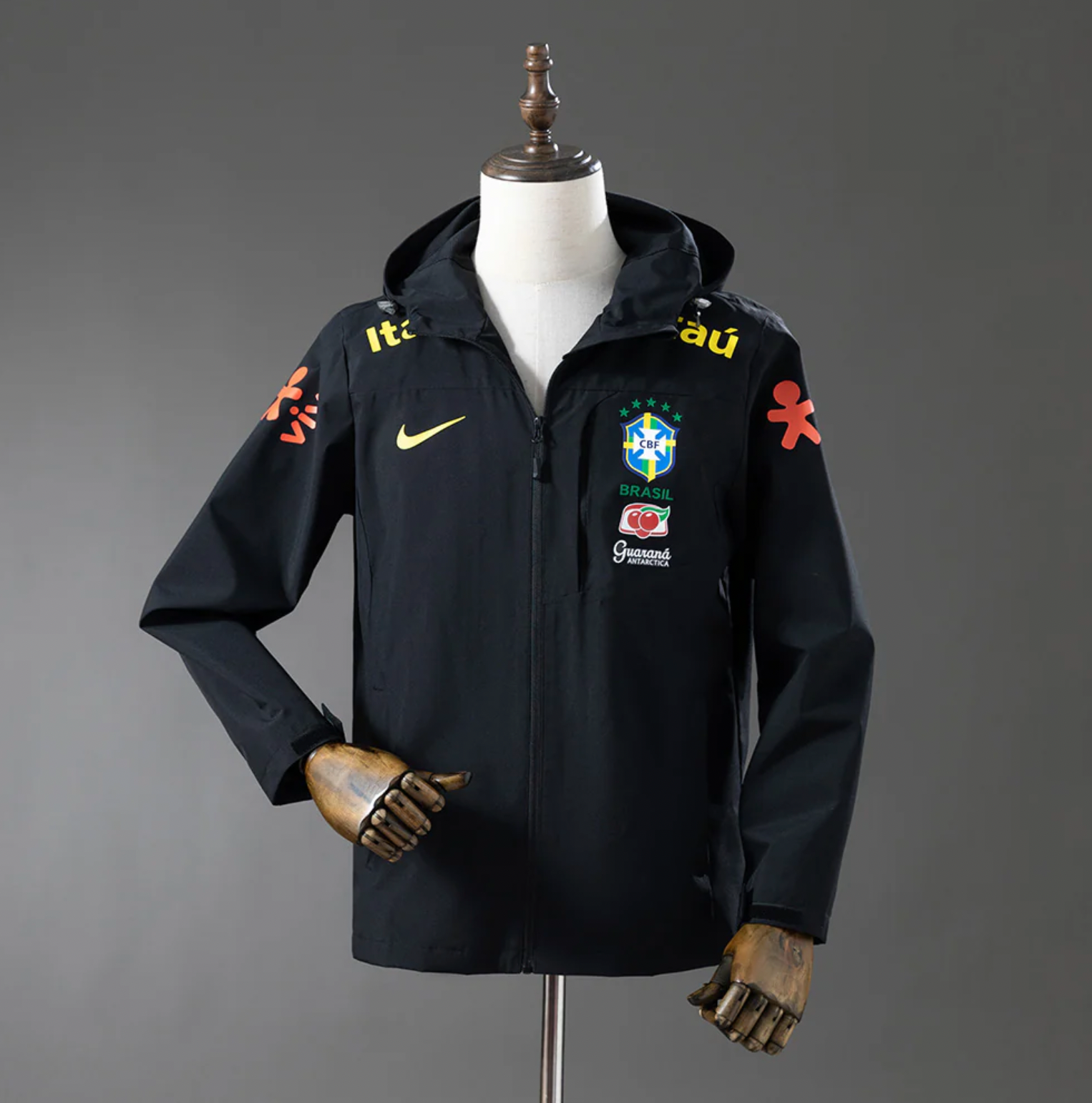Chaqueta cortavientos negra Brasil