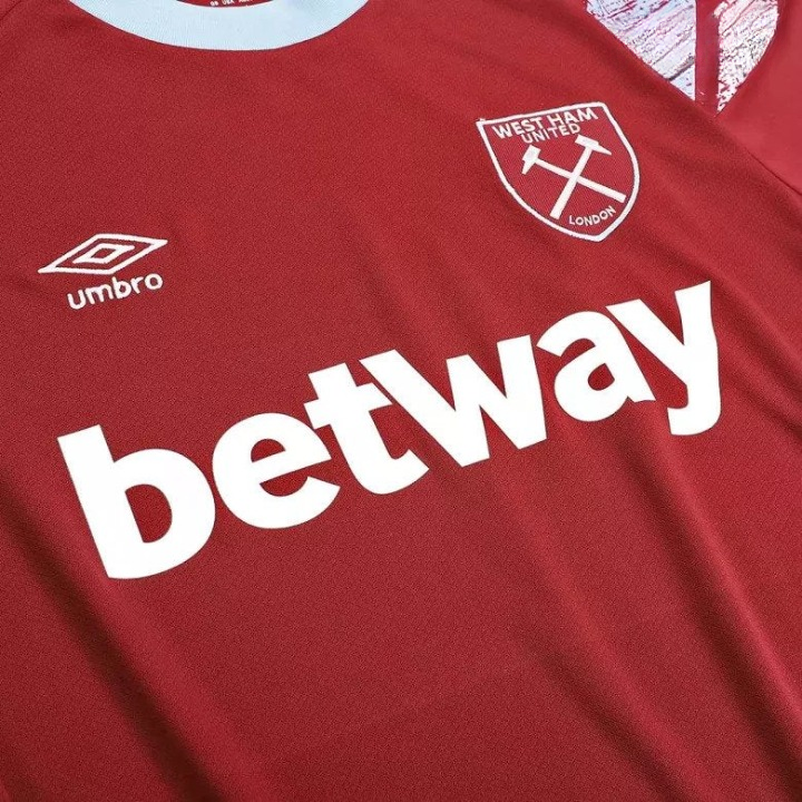 Camiseta local West Ham United 2023/24