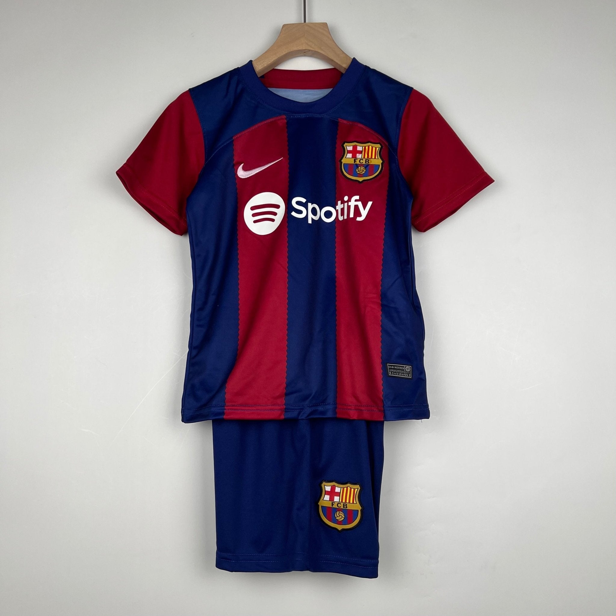 Tenue domicile FC Barcelone pour enfants 2023/24