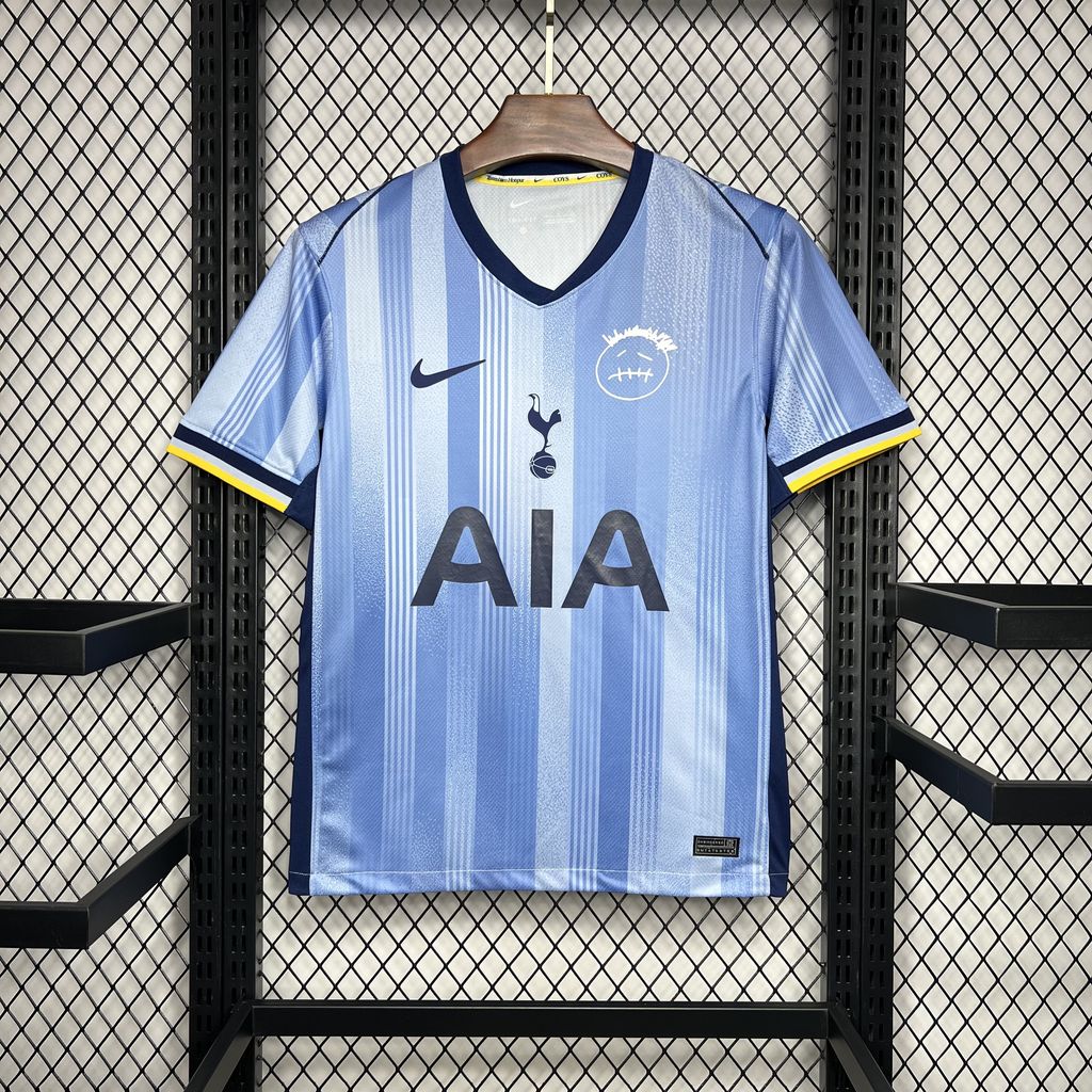 Camiseta Tottenham X Travis Scott