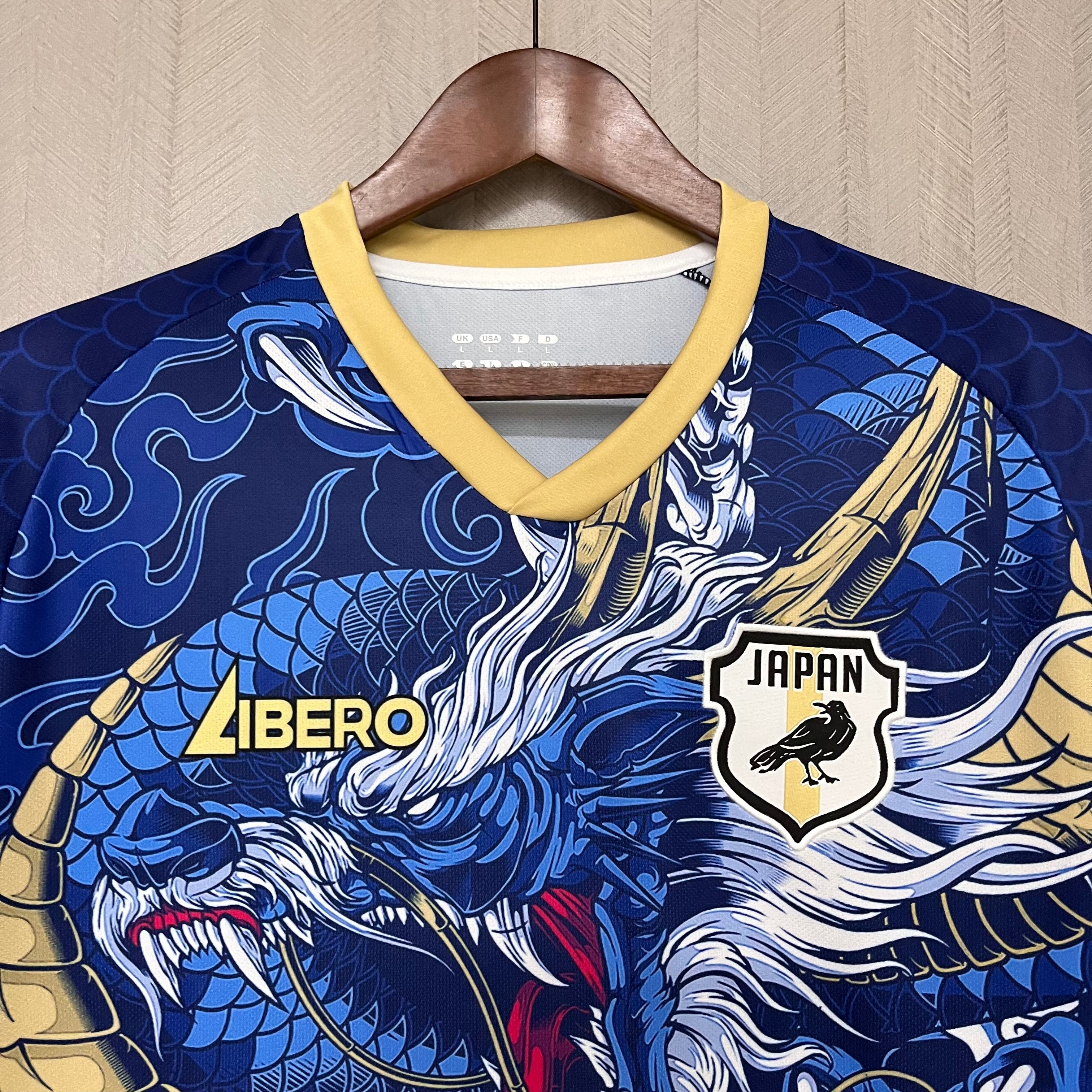 Giappone 24-25 | Kit terza maglia Blue Dragon Concept