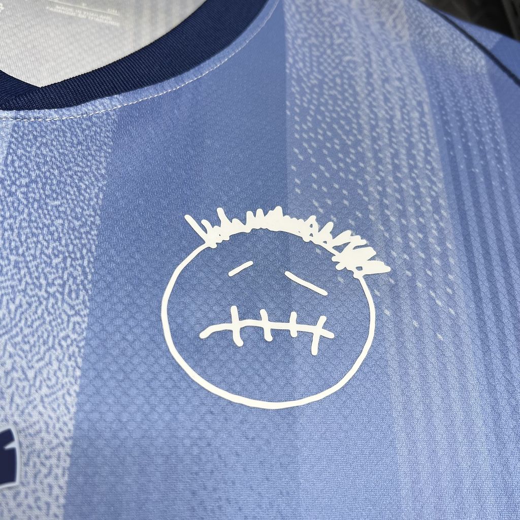 Camiseta Tottenham X Travis Scott