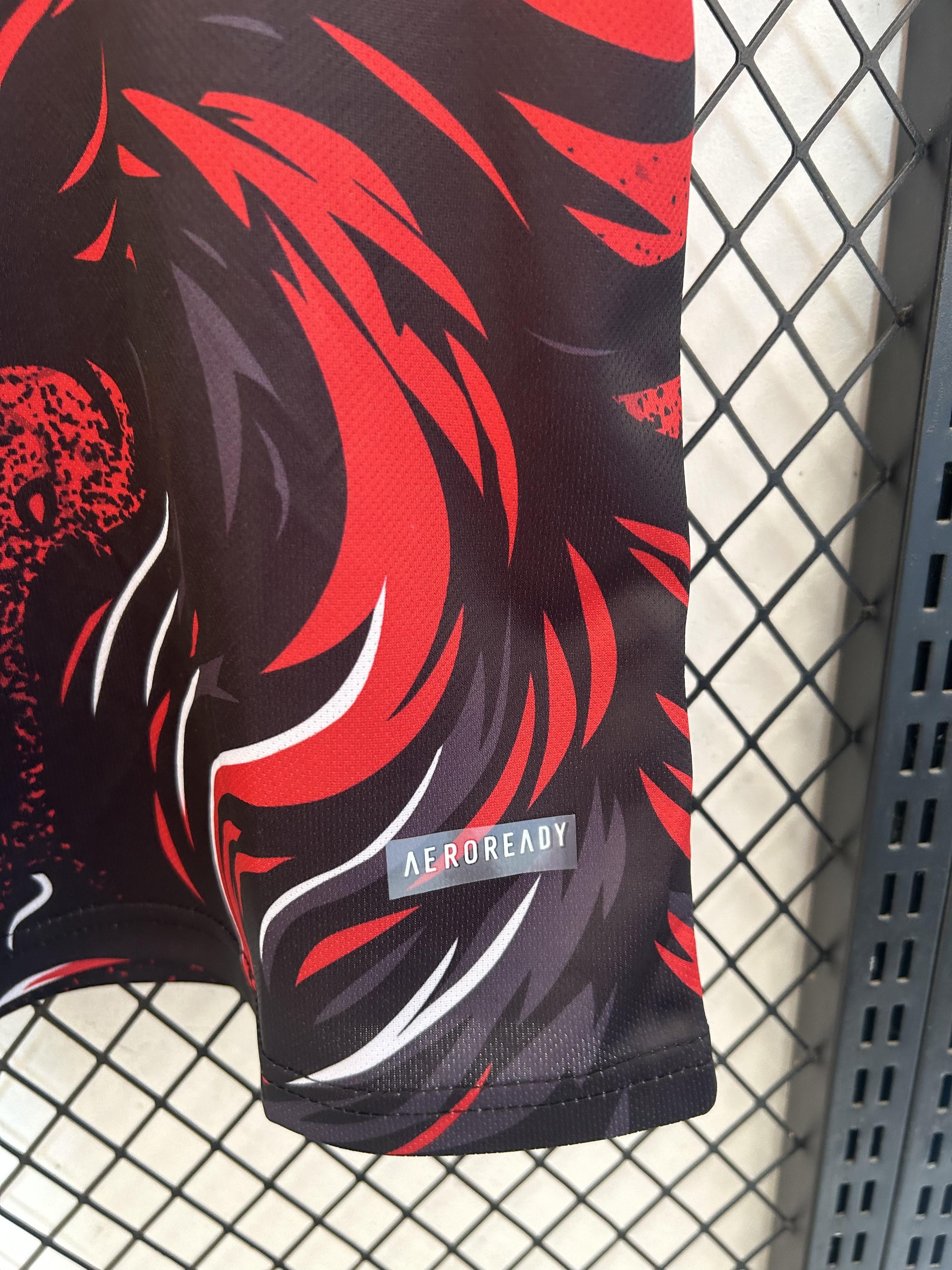 Kit Speciale Liverpool “Crimson Talon”