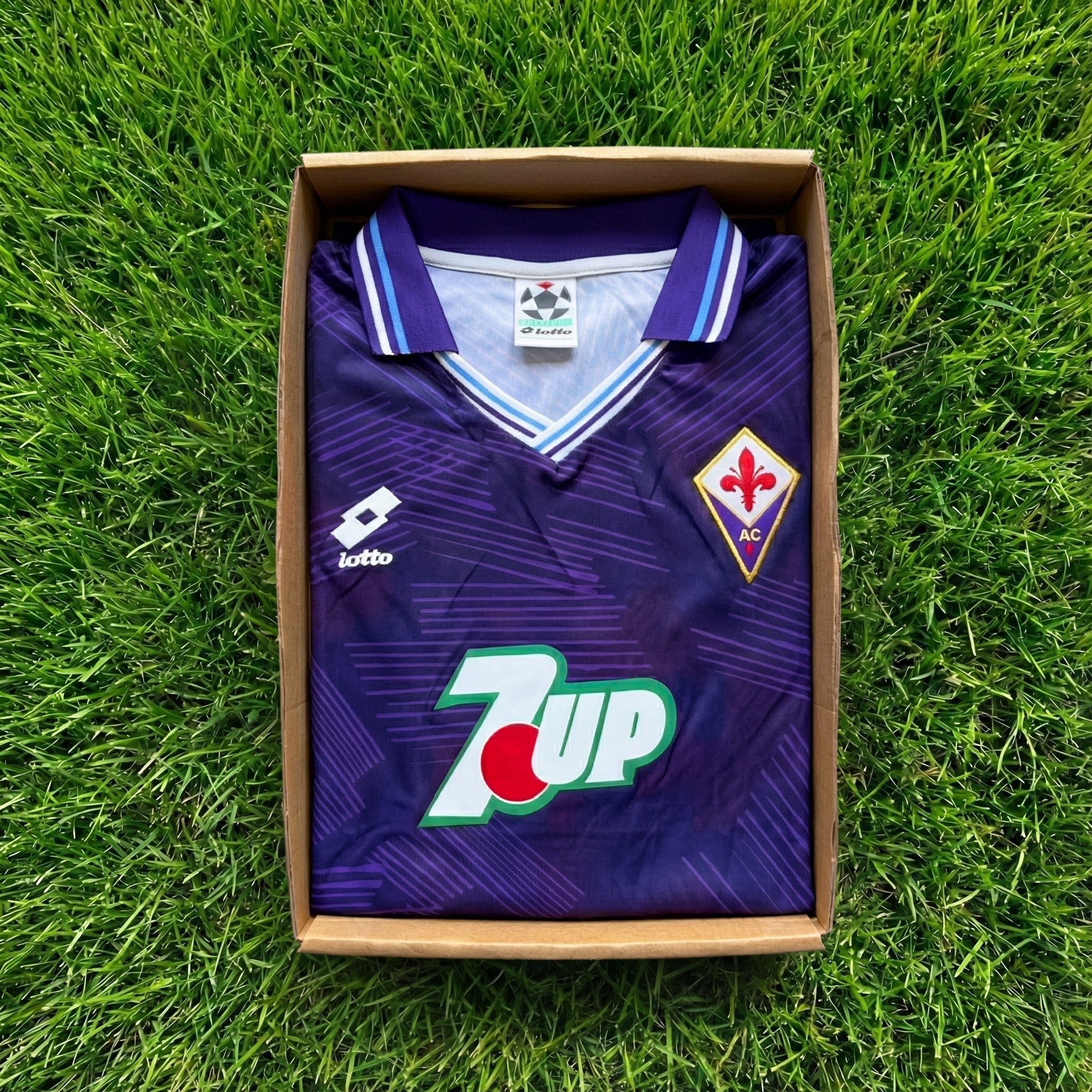 Caja Misteriosa de Camisetas de Fútbol Retro (1 artículo)